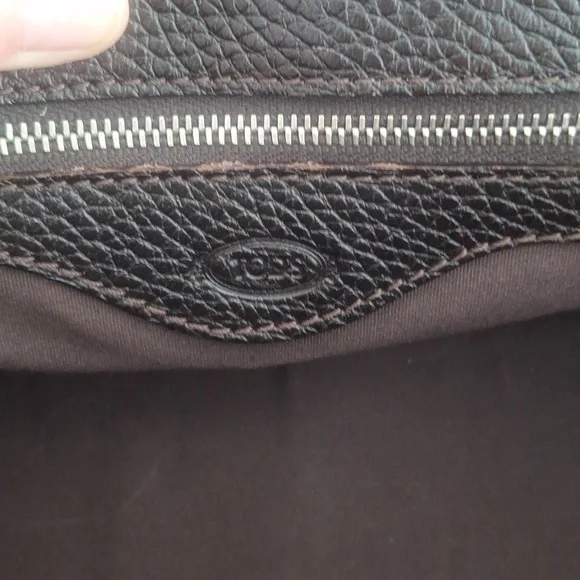 TODS Leather Shoulder Bag - Picture 7 of 14